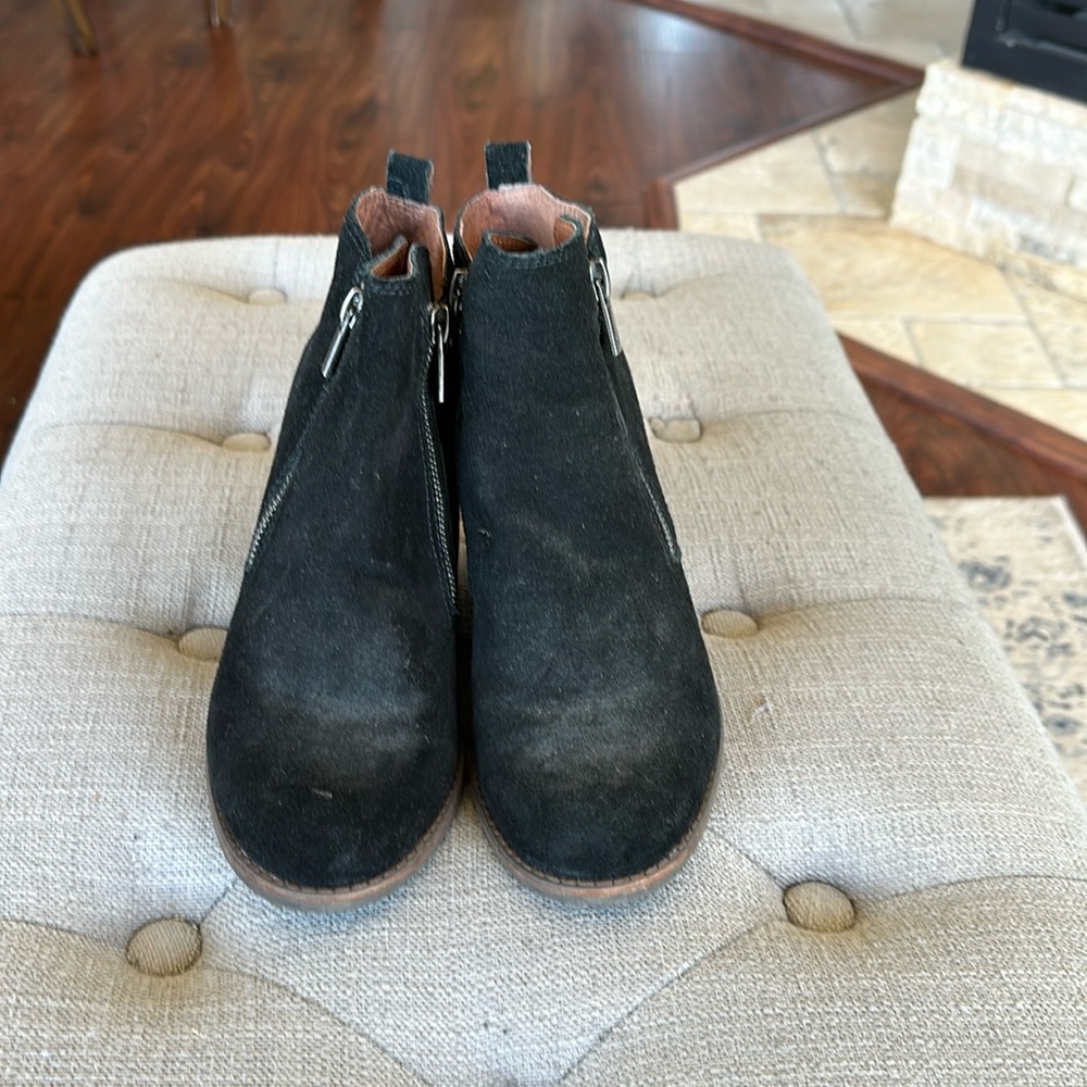 Wedge Boots - Picture 1 of 12